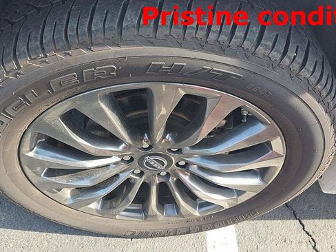 Used 2024 Nissan Armada Platinum w/ Captain's Chairs Package image 11