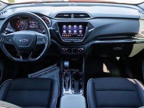 Used 2021 Chevrolet TrailBlazer RS w/ Convenience Package AWD/4WD image 21