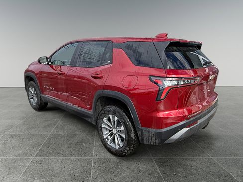 New 2026 Chevrolet Equinox LT image 3