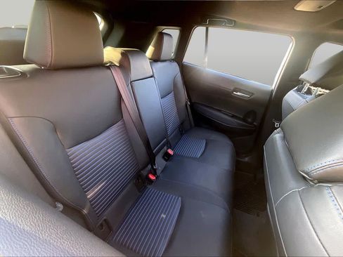 Used 2025 Toyota Corolla Cross AWD Hybrid image 20