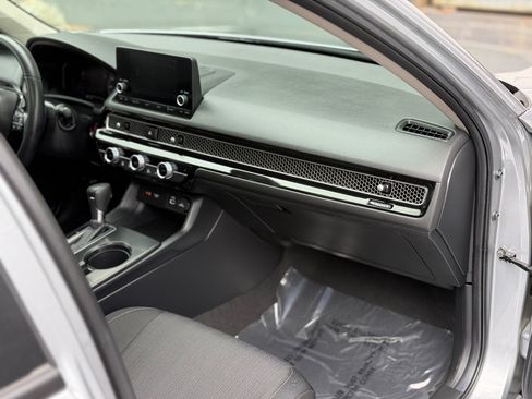 Used 2024 Honda Civic EX image 16