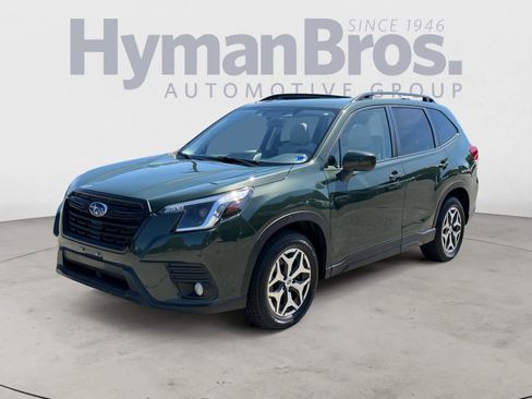 Used 2022 Subaru Forester Premium AWD/4WD image 8