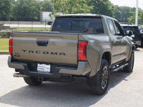 Used 2026 Toyota Tacoma TRD Sport w/ TRD Sport Premium Package AWD/4WD image 20