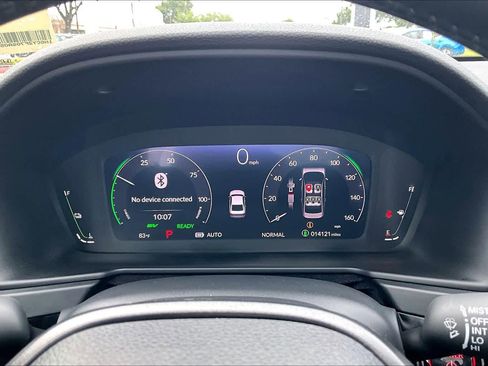 Used 2025 Honda Accord Sport image 25