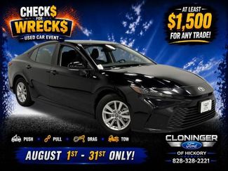 Used 2025 Toyota Camry LE FWD video 1