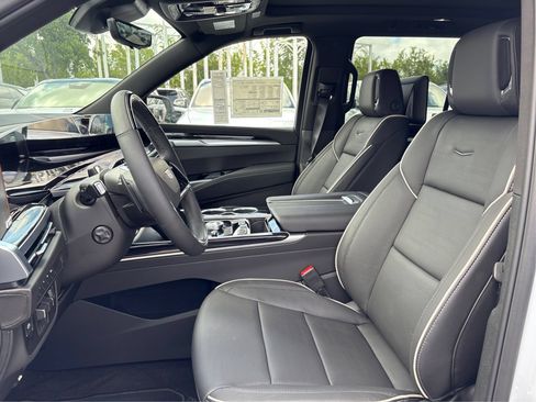 New 2026 Cadillac Escalade Sport AWD/4WD image 9