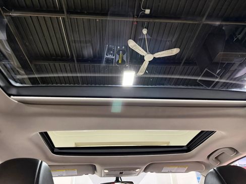 Used 2017 Nissan Maxima 3.5 SL image 44