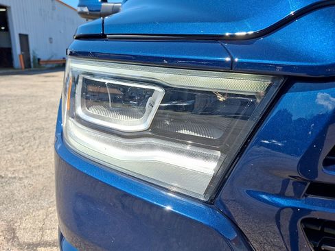 Used 2023 RAM 1500 Laramie AWD/4WD image 28