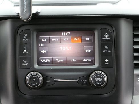 Used 2024 RAM 3500 Tradesman w/ Chrome Appearance Group AWD/4WD image 15