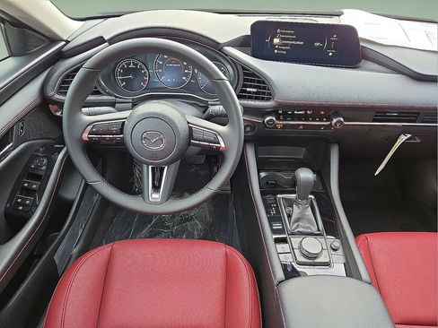 New 2026 MAZDA MAZDA3 Carbon image 15