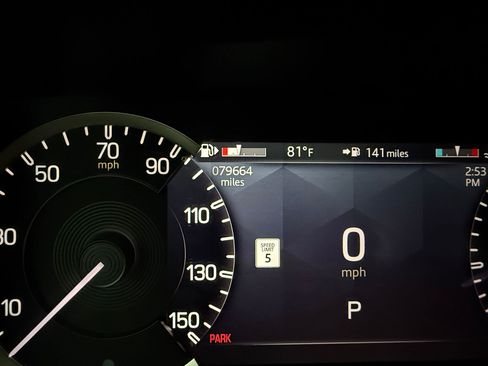 Used 2023 Land Rover Defender 110 X-Dynamic SE AWD/4WD image 27