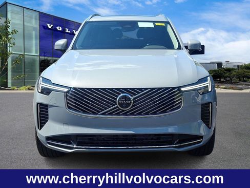 New 2026 Volvo XC90 B6 Plus w/ Protection Package Premier image 2