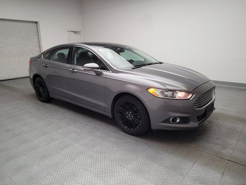 Used 2014 Ford Fusion SE w/ Equipment Group 202A FWD image 11