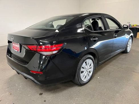 Used 2024 Nissan Sentra S FWD image 3