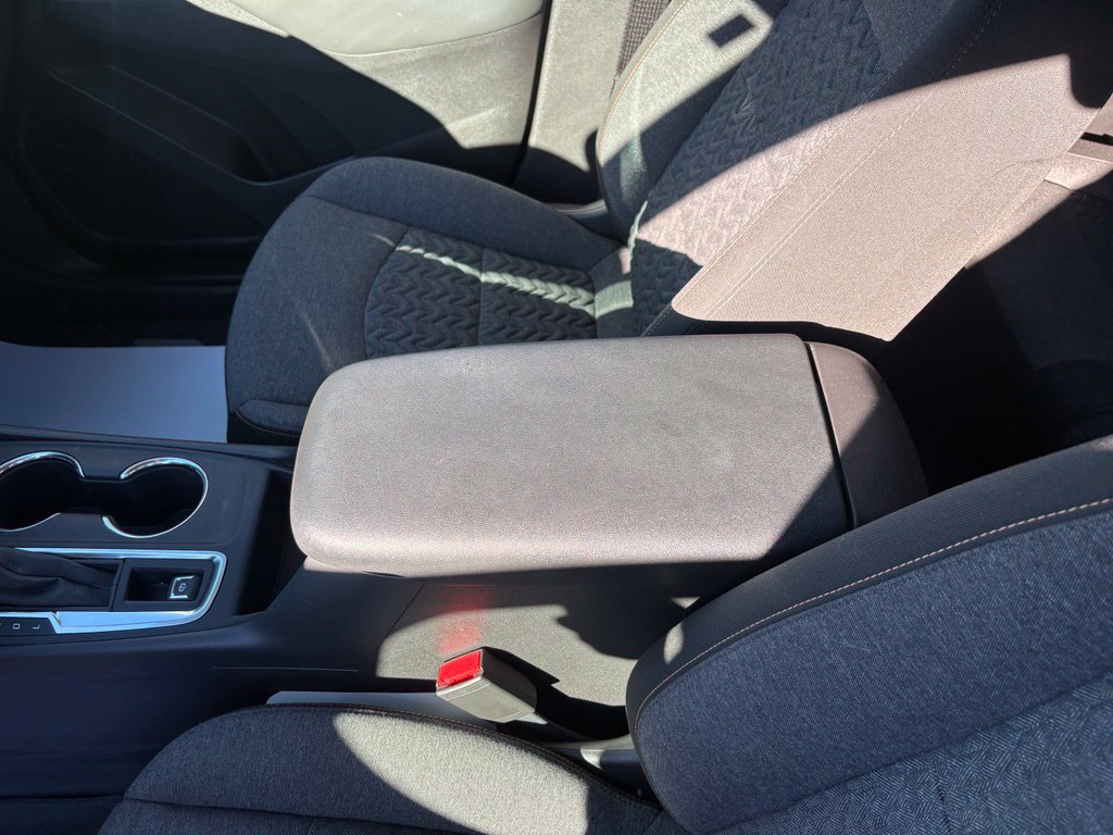Used 2024 Chevrolet Equinox LT w/ LPO, Floor Liner Package FWD image 24
