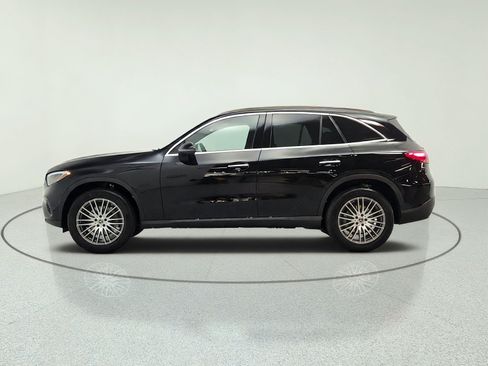 Certified 2026 Mercedes-Benz GLC 300 image 8