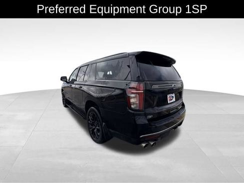 Used 2022 Chevrolet Suburban RST w/ Sport Performance Package image 5
