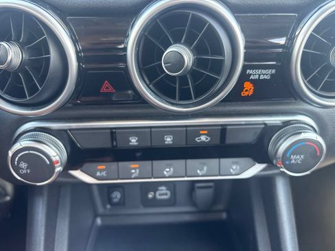 Used 2024 Nissan Sentra S FWD image 26
