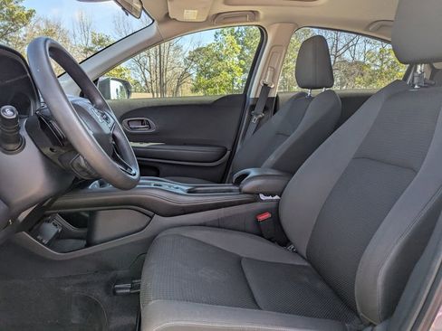 Used 2022 Honda HR-V EX image 13