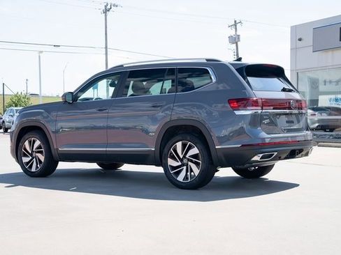 New 2026 Volkswagen Atlas SEL image 4