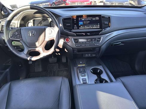 Used 2025 Honda Passport EX-L image 17