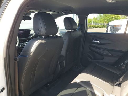 New 2026 Buick Envista Sport Touring w/ Convenience I Package FWD image 9