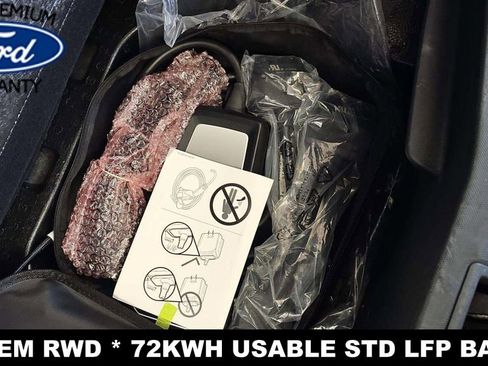 Used 2023 Ford Mustang Mach-E Premium image 18