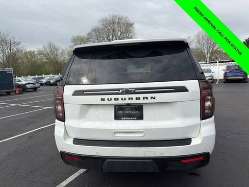 Used 2024 Chevrolet Suburban Z71 w/ Luxury Package image 7