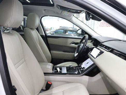Used 2019 Land Rover Range Rover Velar S AWD/4WD image 27