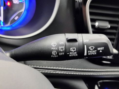 New 2026 Chrysler Pacifica Select w/ S Appearance Package FWD image 39