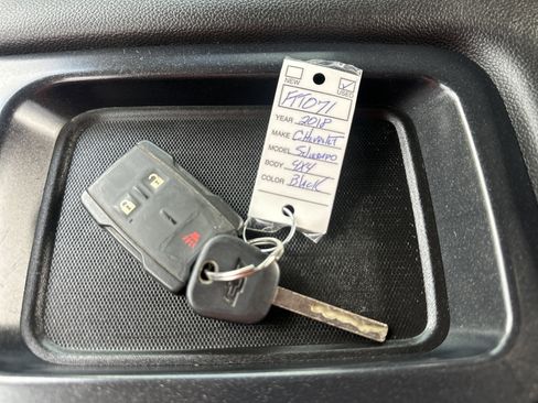 Used 2018 Chevrolet Silverado 1500 LT image 17