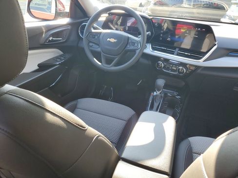New 2026 Chevrolet Trax LT image 11