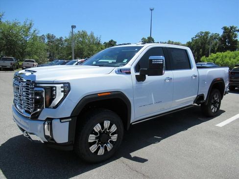 New 2026 GMC Sierra 2500 Denali w/ Denali Reserve Package AWD/4WD image 4
