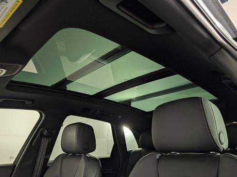 Used 2024 Audi SQ5 Prestige image 30