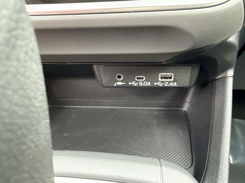 Certified 2025 Subaru Crosstrek 2.0i Premium w/ Popular Package #4 image 29