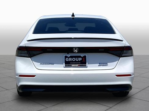 Used 2025 Honda Accord Sport image 5