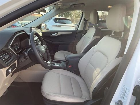 Certified 2022 Ford Escape SEL image 6