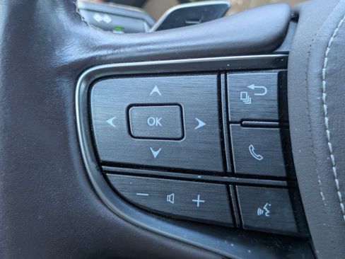 Used 2018 Lexus LS 500 w/ Luxury Package RWD image 16