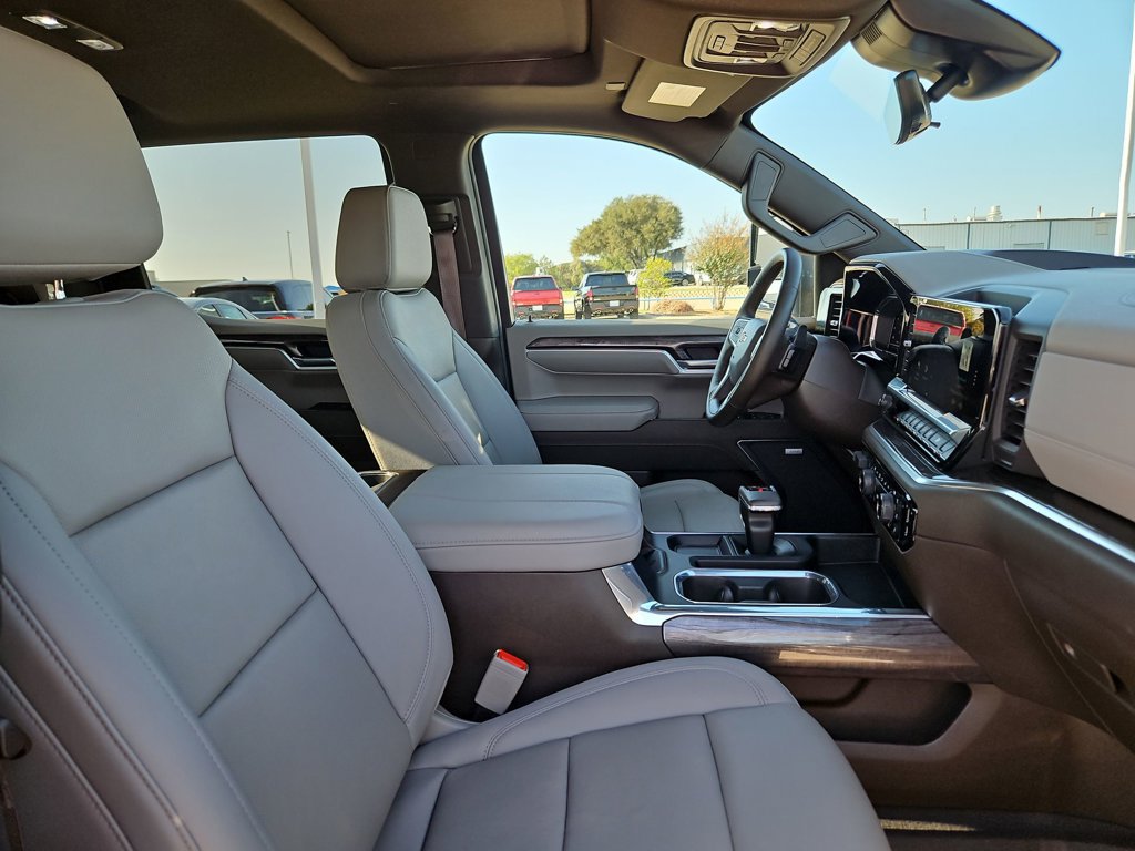 Used 2024 Chevrolet Silverado 1500 LTZ w/ LTZ Premium Texas Edition RWD image 26