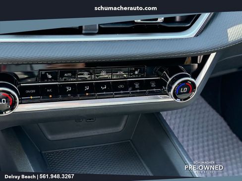 Used 2026 Chevrolet Equinox LT w/ Convenience Package II FWD image 22