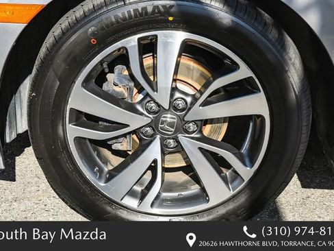 Used 2021 Honda Odyssey Touring image 11