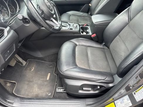 Used 2017 MAZDA CX-5 Touring w/ Preferred Equipment Package AWD/4WD image 17