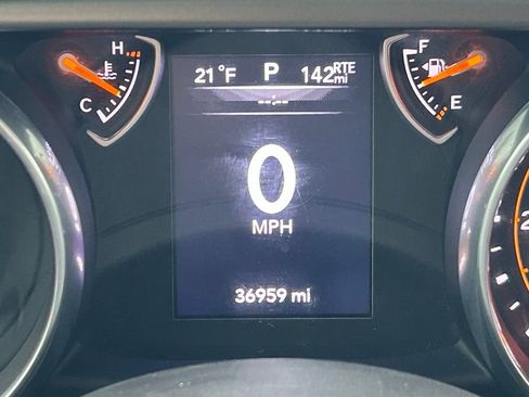 Used 2018 Jeep Wrangler Unlimited Sport S image 19