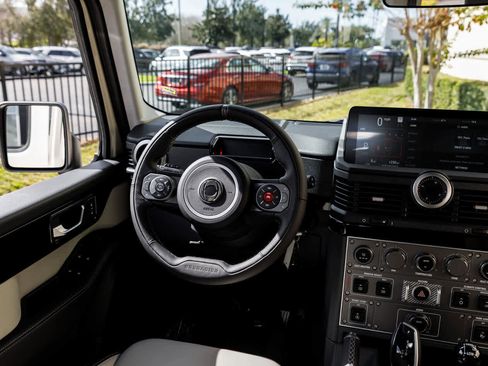 New 2025 INEOS Grenadier Fieldmaster Edition image 12