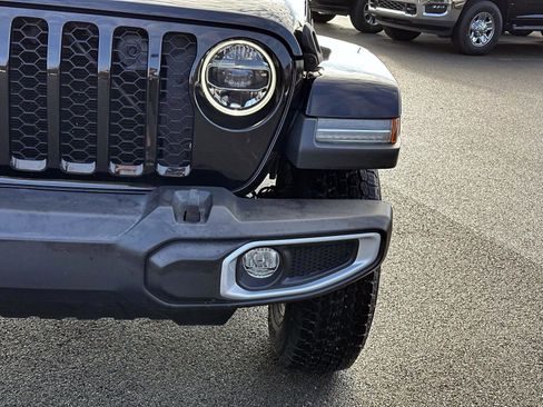 Certified 2022 Jeep Gladiator Sport image 10