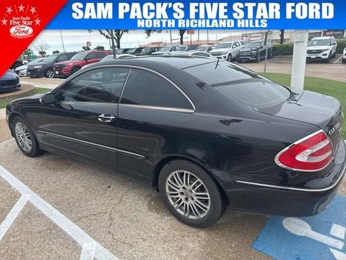 Used 2004 Mercedes-Benz CLK 320 Coupe image 6