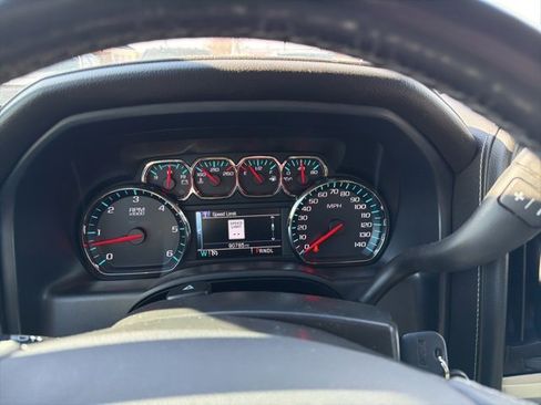 Used 2018 GMC Sierra 1500 SLT w/ SLT Premium Package image 21