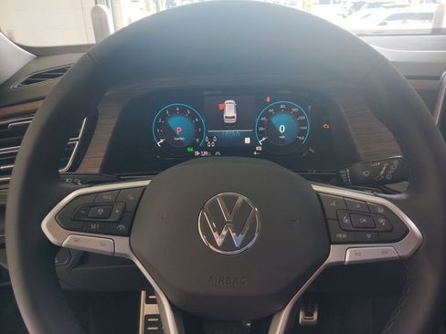 New 2026 Volkswagen Atlas SEL Premium R-Line AWD/4WD image 12