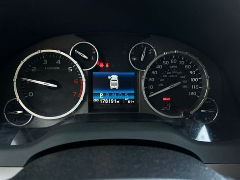 Used 2017 Toyota Tundra SR5 w/ SR5 Upgrade Package image 12