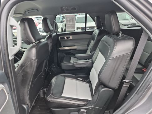 Certified 2023 Ford Explorer XLT w/ Equipment Group 202A AWD/4WD image 16